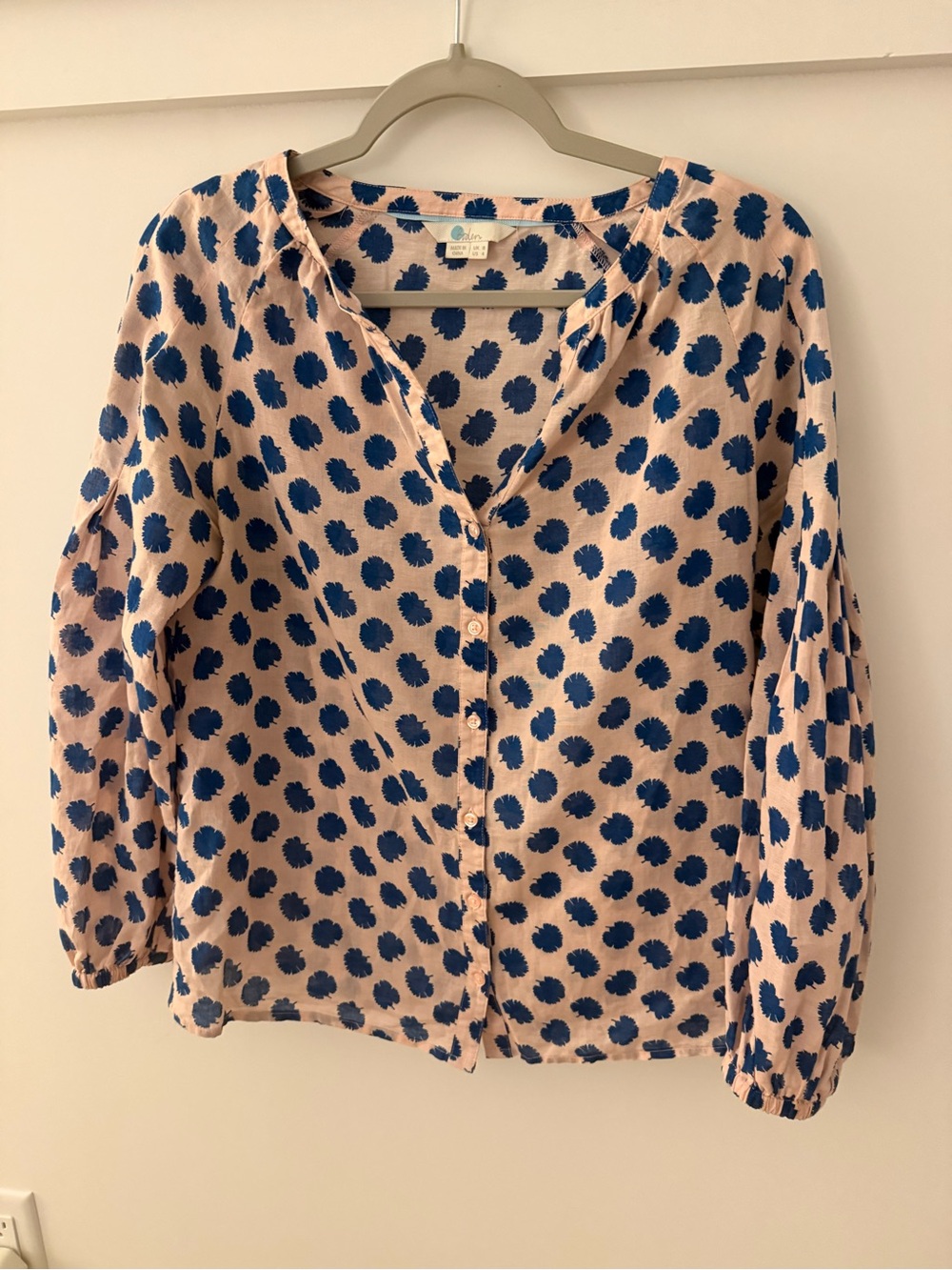 Boden Polka Dot Button-Front lightweight blouse - Blue on Blush size 4